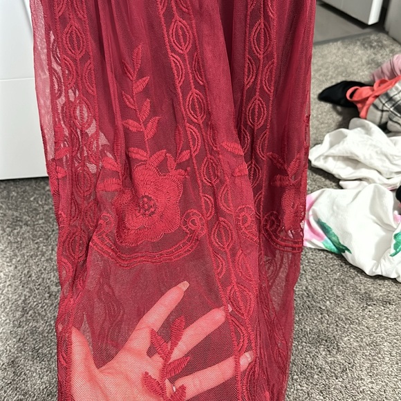 Beautiful dress wore once for a photo shoot size small - Picture 4 of 4